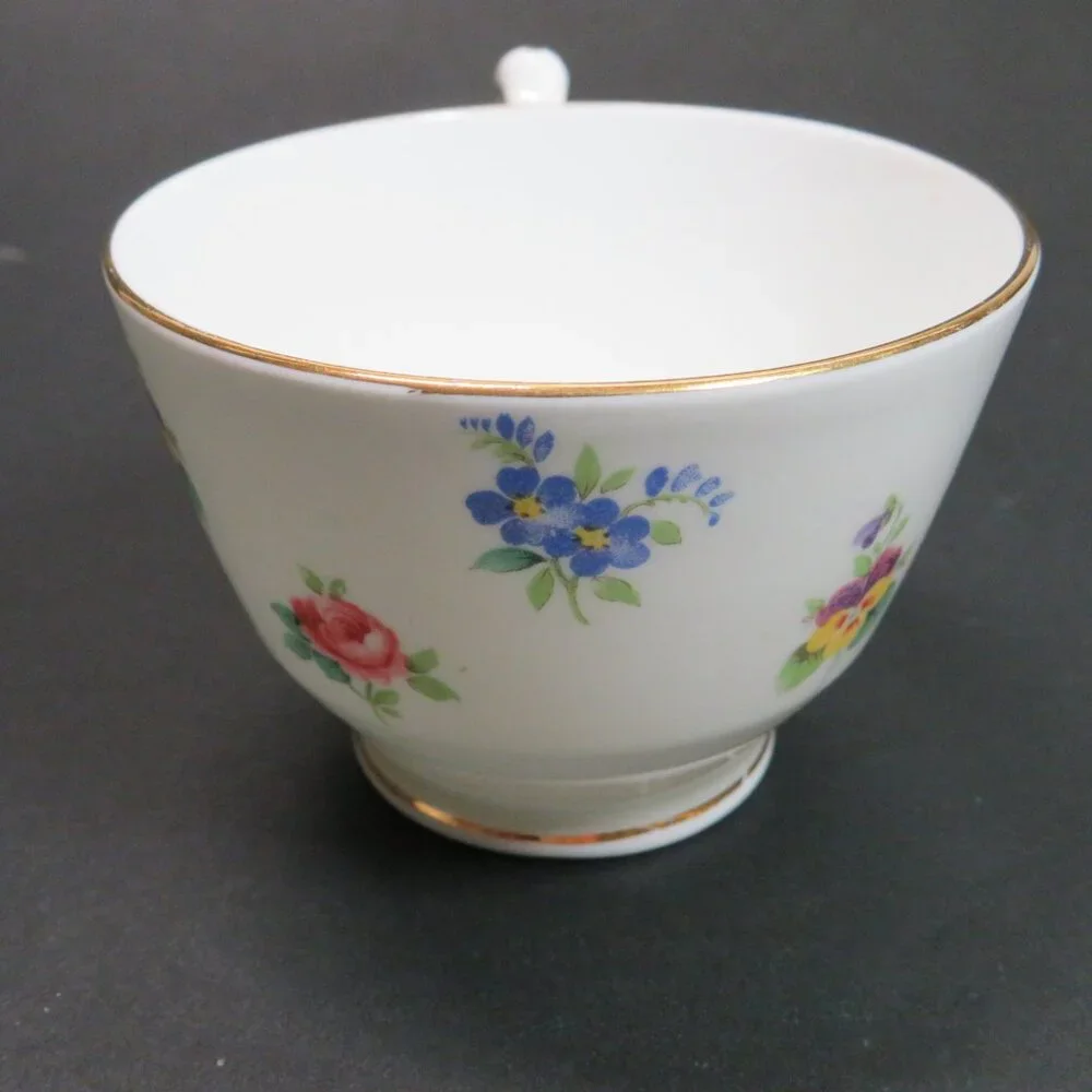 Crown Staffordshire Tea Cup & Saucer fine bone china Rose Pansy Gold Rim